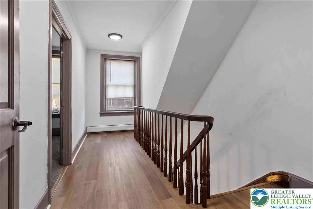 104 South Chestnut Street Bath, PA 18014 - Photo 21 of 33