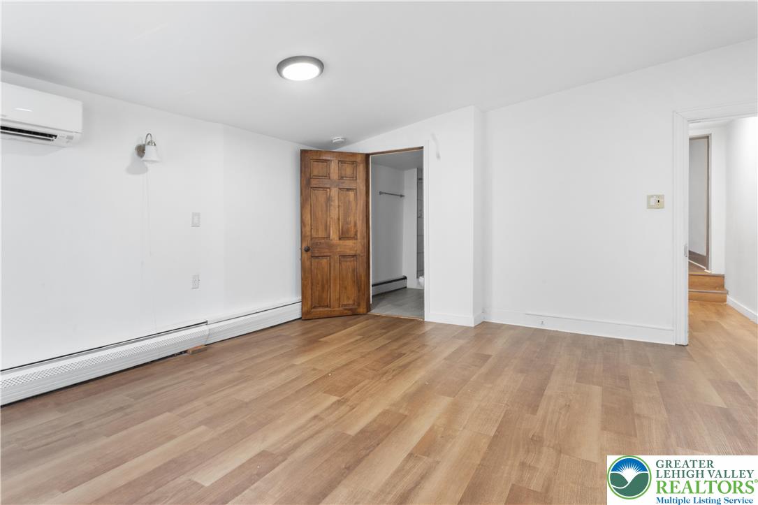 104 South Chestnut Street Bath, PA 18014 - Photo 29 of 33