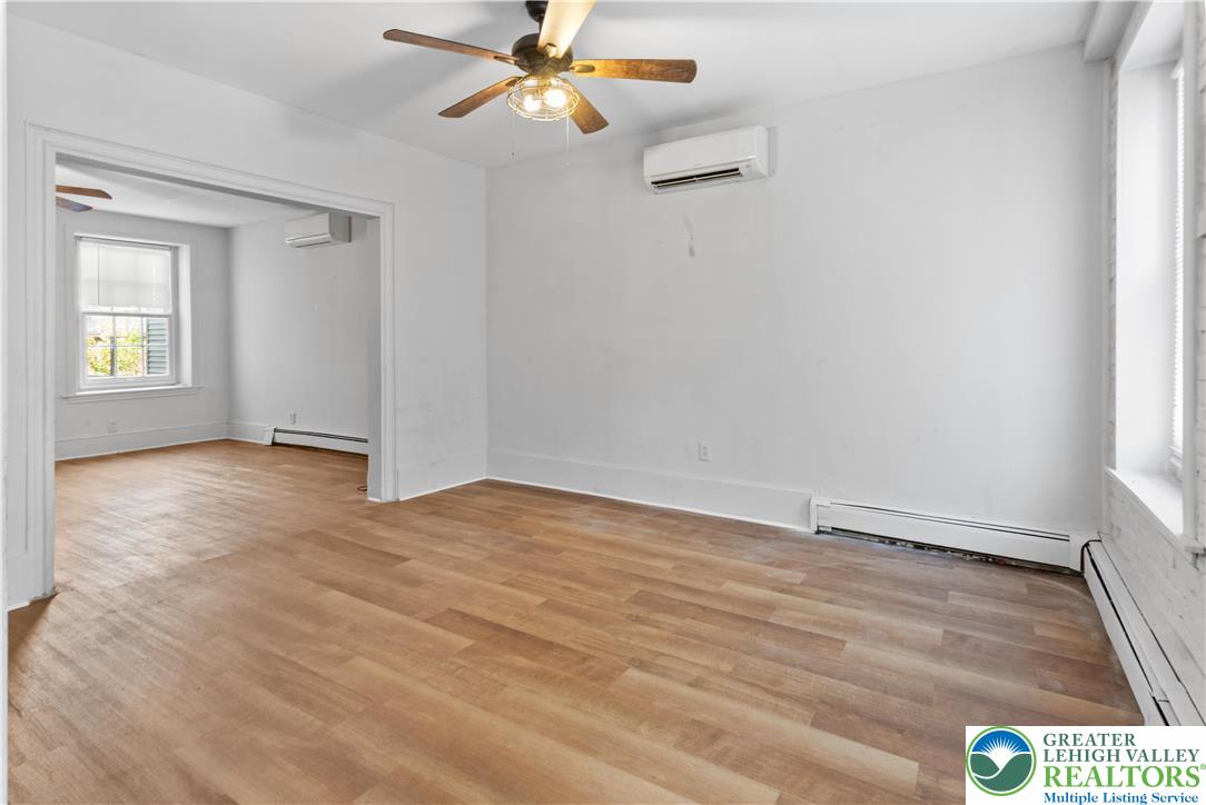 104 South Chestnut Street Bath, PA 18014 - Photo 5 of 33