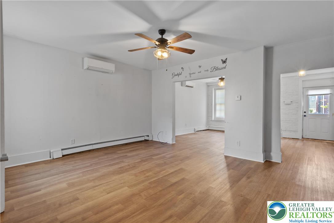 104 South Chestnut Street Bath, PA 18014 - Photo 8 of 33