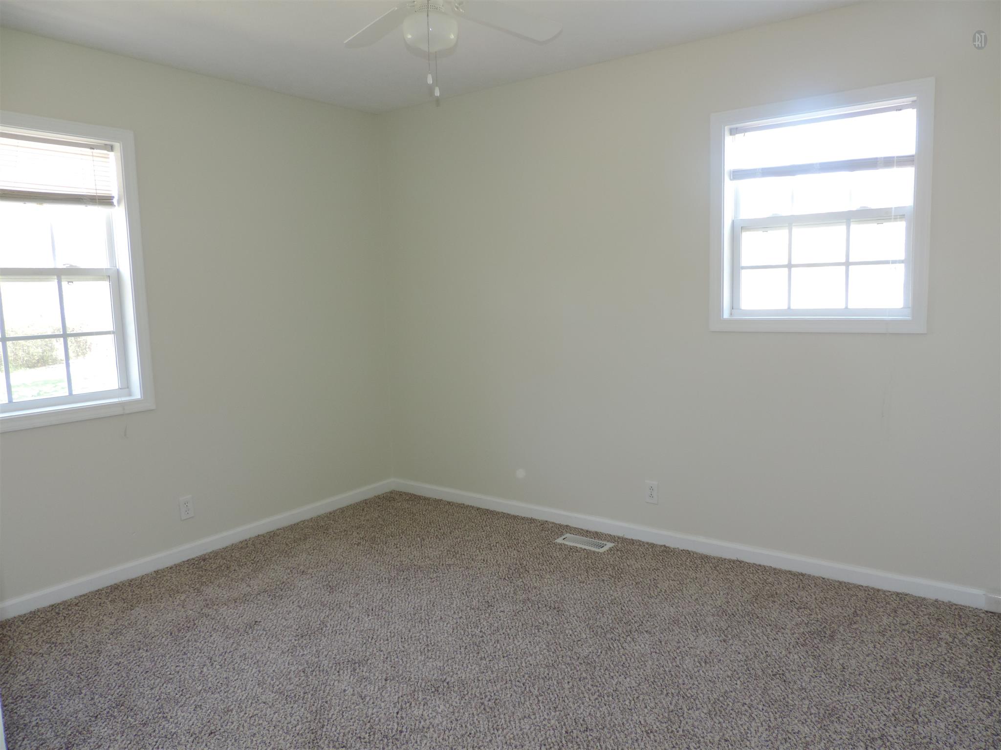240 Belmont Road Clarksville, TN 37040 - Photo 11 of 18 Spare Bedroom
