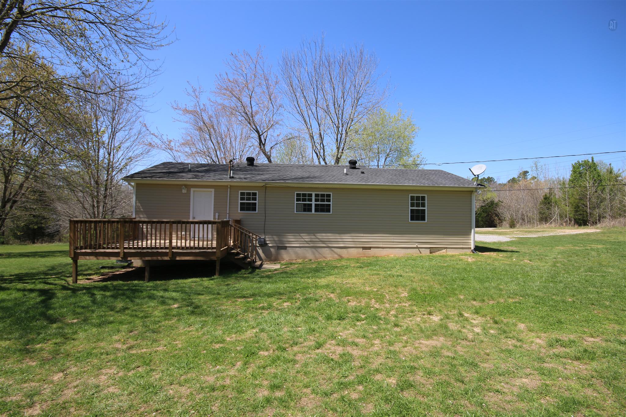 240 Belmont Road Clarksville, TN 37040 - Photo 16 of 18 Deck and back of house