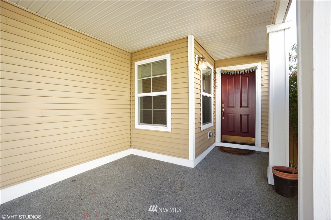 16945 Southeast 183rd Place Renton, WA 98058 - Photo 2 of 23 Gallery Image 2