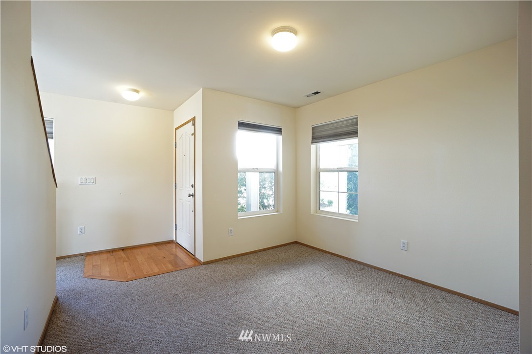 16945 Southeast 183rd Place Renton, WA 98058 - Photo 4 of 23 Gallery Image 4