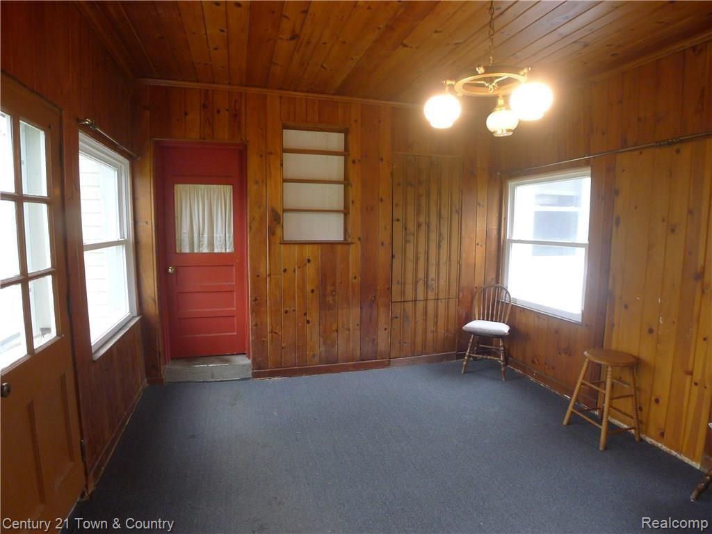 30004 West 10 Mile Road Farmington, MI 48336 - Photo 21 of 34