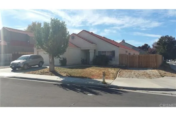$2,675 | 37333 Scranton Court, Palmdale, CA 93552