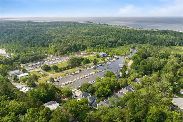 $3,875 | 655 Colbert Street, Unit 24, Mandeville, LA 70448