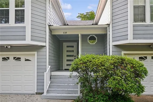 $3,875 | 655 Colbert Street, Unit 24, Mandeville, LA 70448