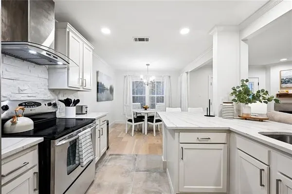 $3,875 | 655 Colbert Street, Unit 24, Mandeville, LA 70448