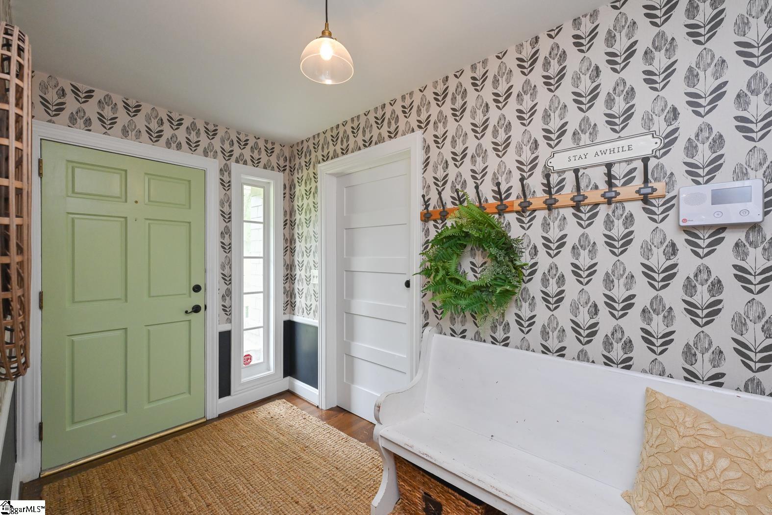 201 Rockmont Road Greenville, SC 29615 - Photo 5 of 30 Gallery Image 5