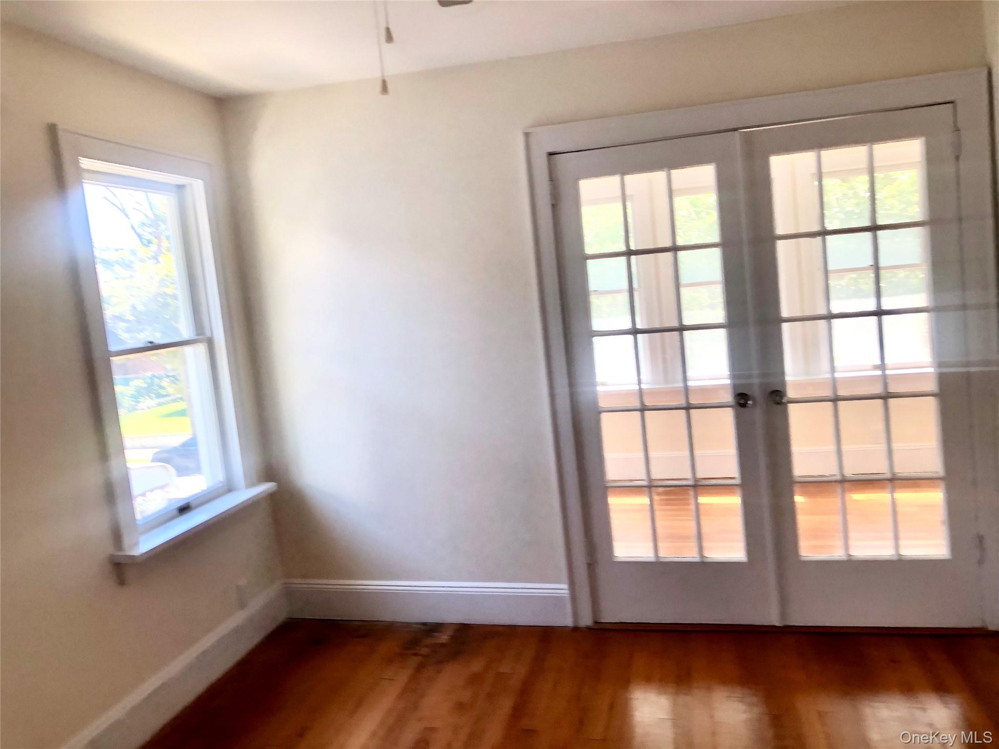 23 West Walnut Street, Unit UPPR Long Beach, NY 11561 - Photo 16 of 34