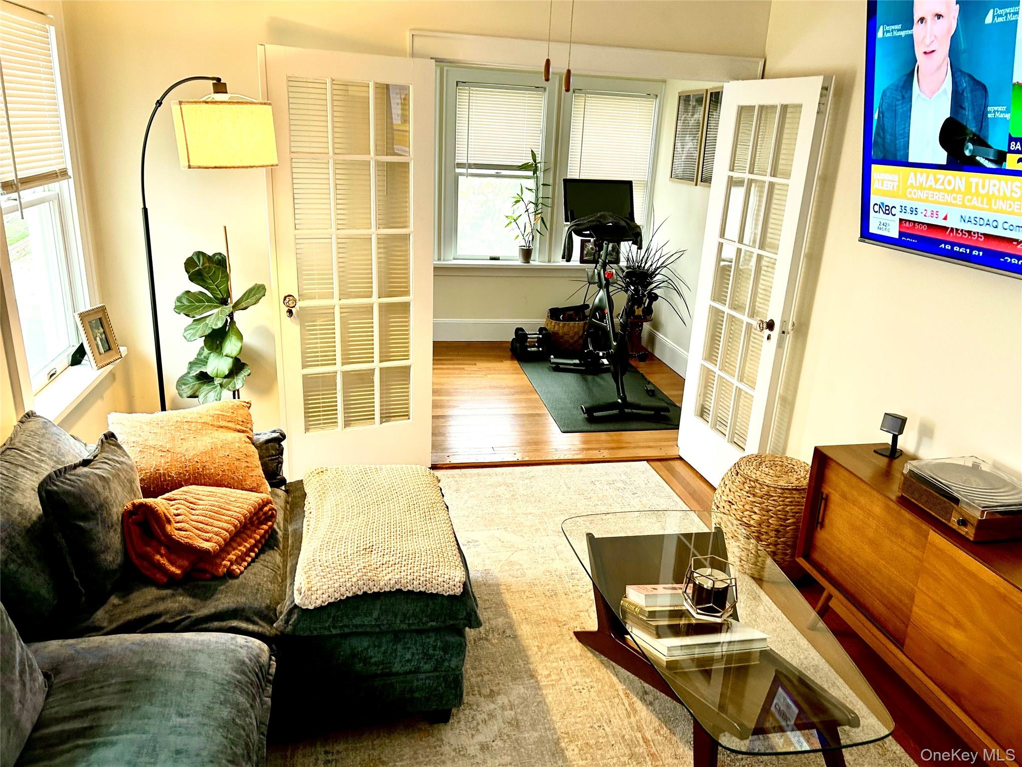 23 West Walnut Street, Unit UPPR Long Beach, NY 11561 - Photo 20 of 34