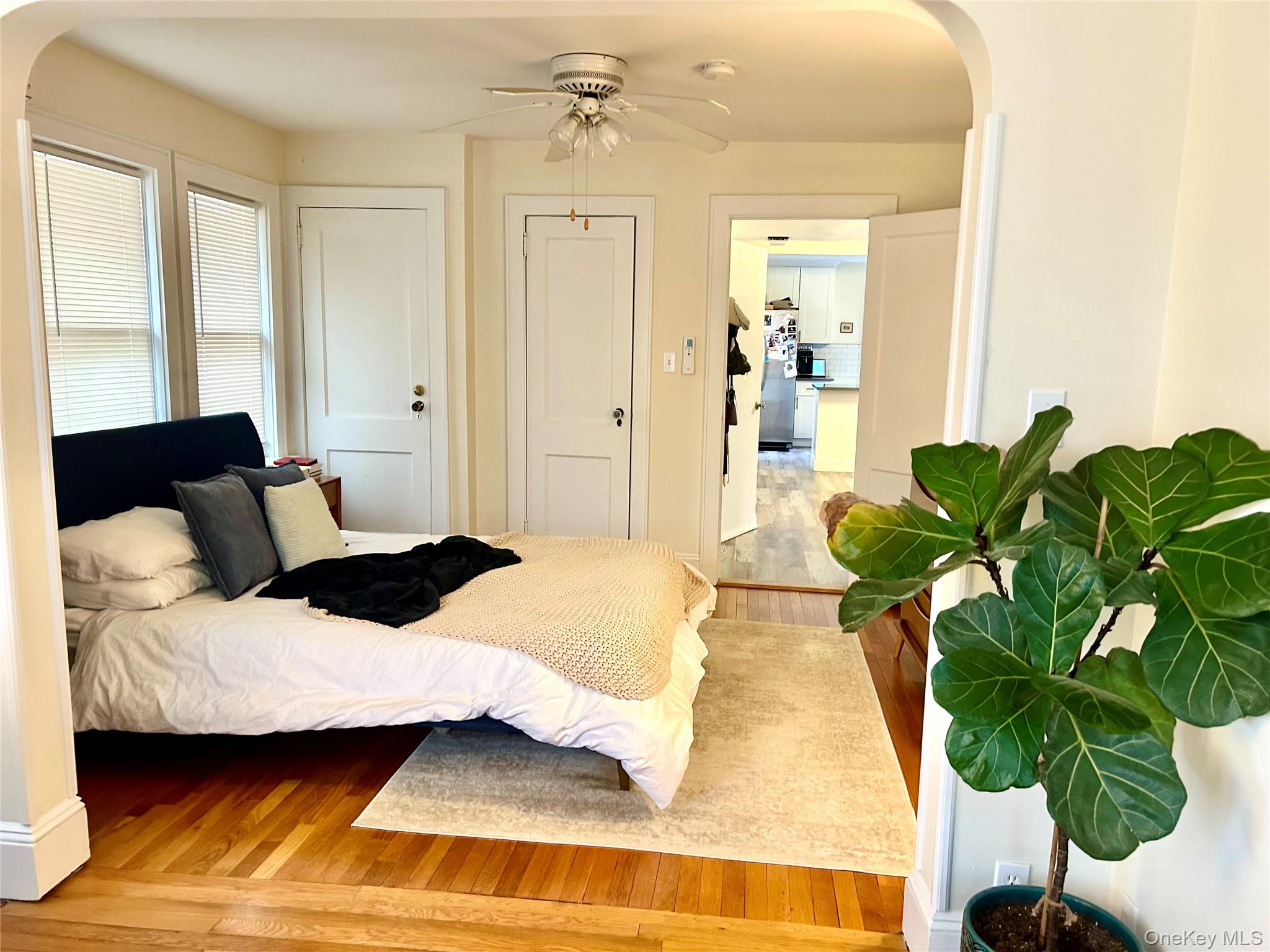23 West Walnut Street, Unit UPPR Long Beach, NY 11561 - Photo 25 of 34
