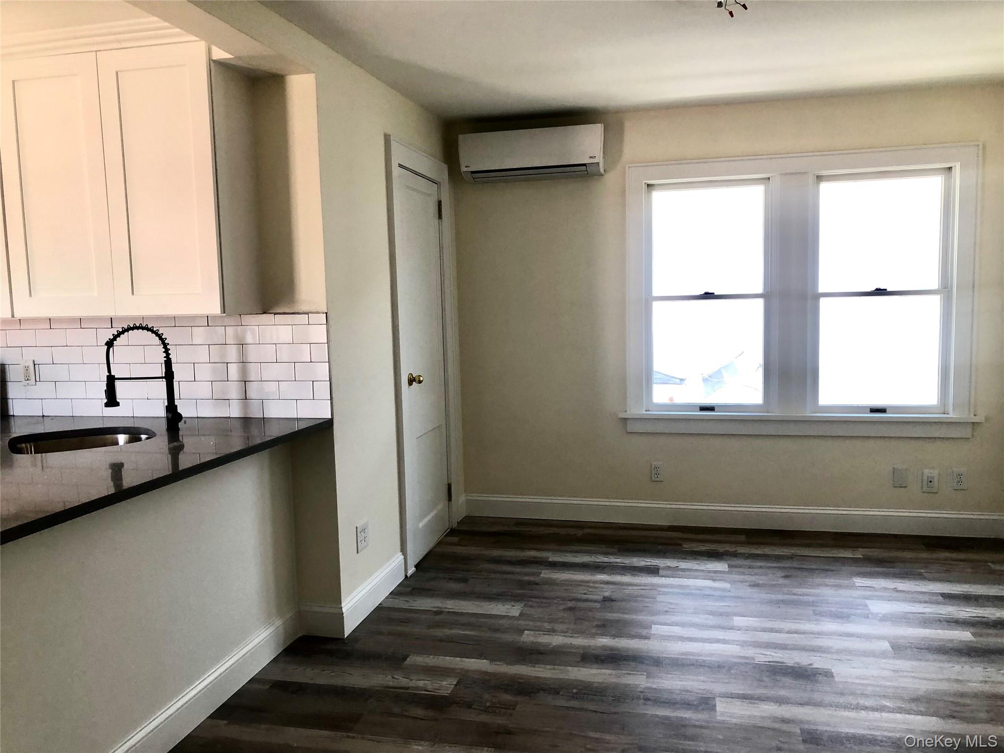 23 West Walnut Street, Unit UPPR Long Beach, NY 11561 - Photo 10 of 34
