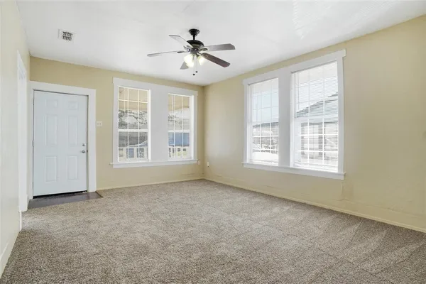 $188,000 | 504 Bluebonnet Street, Aubrey, TX 76227