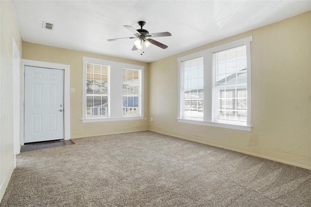 504 Bluebonnet Street Aubrey, TX 76227 - Photo 5 of 13