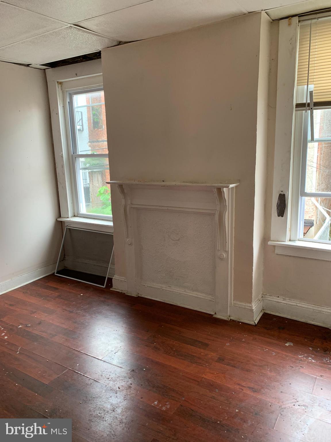 1826 Appleton Street Baltimore, MD 21217 - Photo 5 of 21