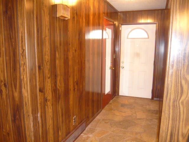 102 Blackshire Road Butler, PA 16001 - Photo 2 of 22 Gallery Image 2