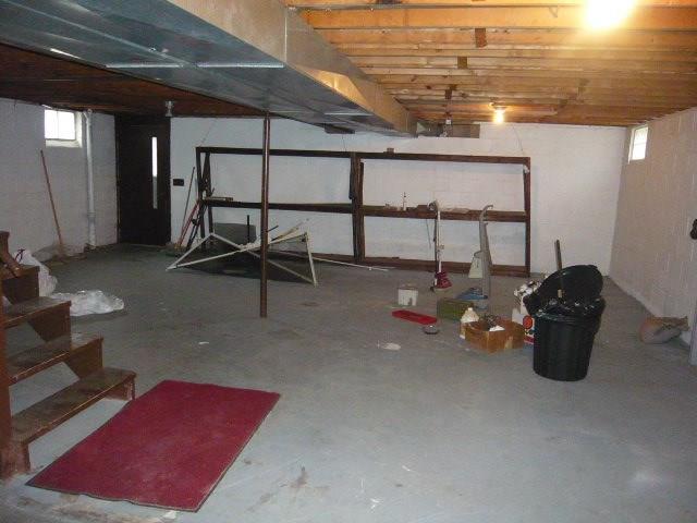 102 Blackshire Road Butler, PA 16001 - Photo 15 of 22 Gallery Image 15