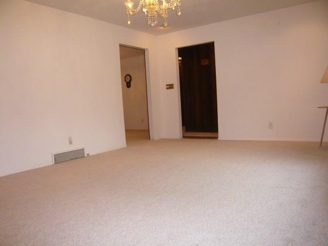 102 Blackshire Road Butler, PA 16001 - Photo 4 of 22 Gallery Image 4