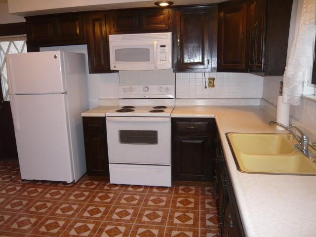 102 Blackshire Road Butler, PA 16001 - Photo 6 of 22 Gallery Image 6