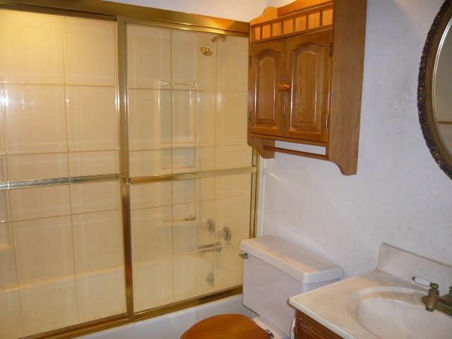 102 Blackshire Road Butler, PA 16001 - Photo 8 of 22 Gallery Image 8