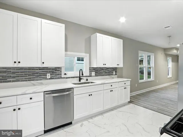 $449,900 | 2905 Hillcrest Avenue, Baltimore, MD 21234