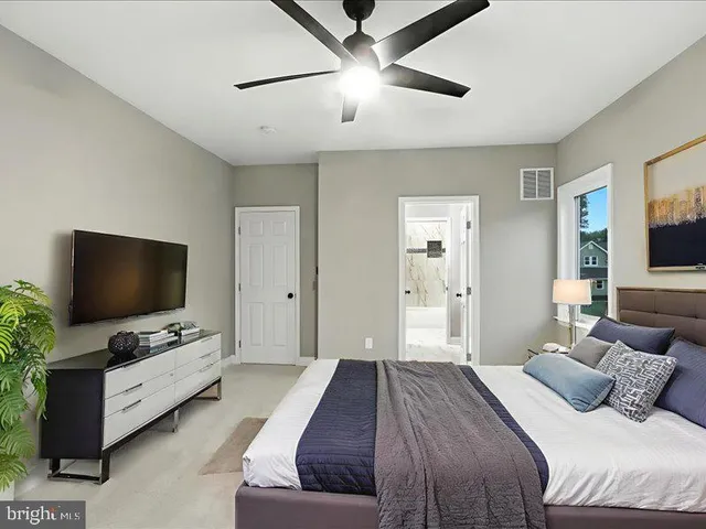 $449,900 | 2905 Hillcrest Avenue, Baltimore, MD 21234