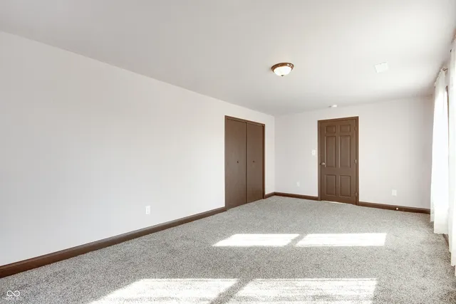 $525,000 | 8 Mill Springs, Coatesville, IN 46121