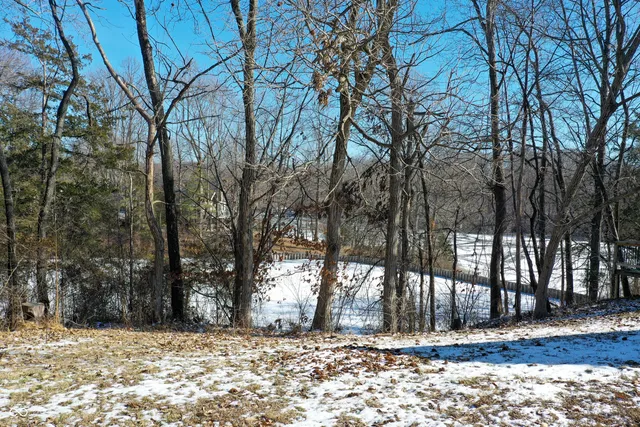 $525,000 | 8 Mill Springs, Coatesville, IN 46121