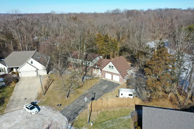 $525,000 | 8 Mill Springs, Coatesville, IN 46121