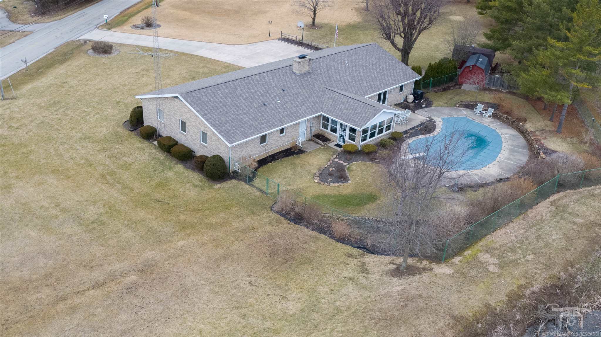 1575 East Bocock Road Marion, IN 46952 - Photo 3 of 36