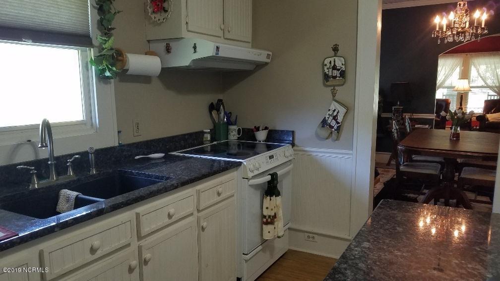 1341 Bass Road Nashville, NC 27856 - Photo 11 of 21 kitchen (4)