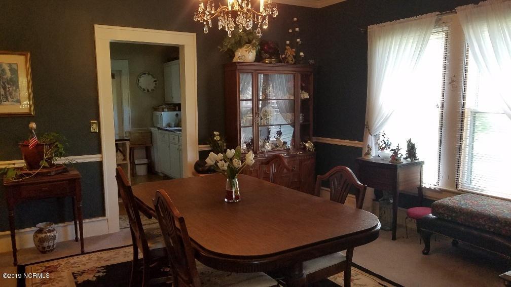 1341 Bass Road Nashville, NC 27856 - Photo 4 of 21 dining