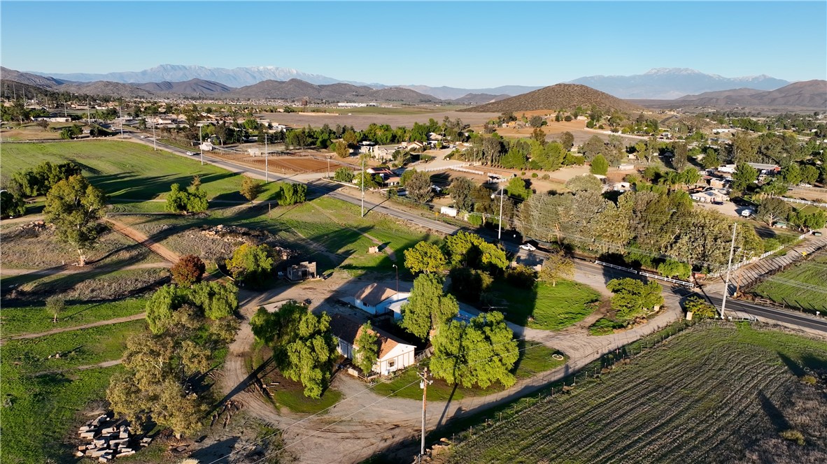 33045 Briggs Road Menifee, CA 92584 - Photo 8 of 52