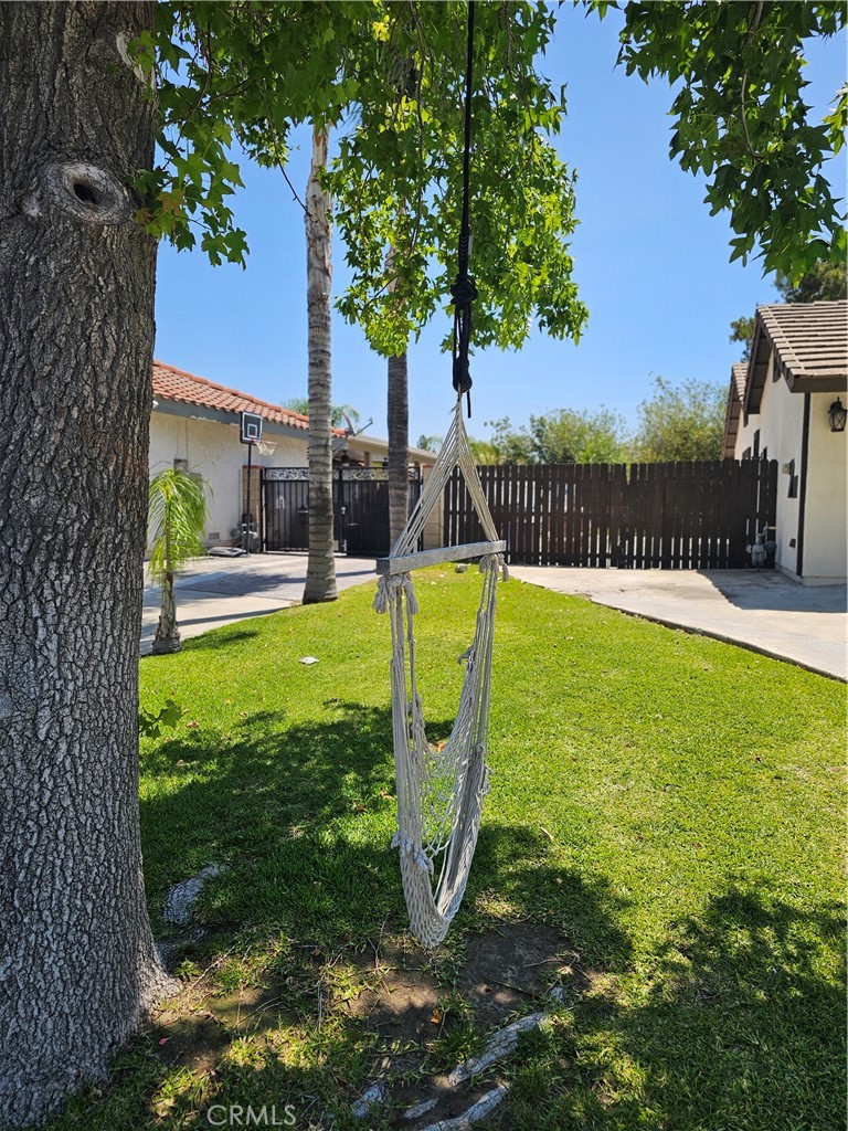 685 South Smoketree Avenue Rialto, CA 92316 - Photo 20 of 20