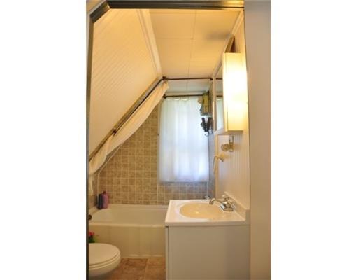 19 Prim Street Portland, ME 04103 - Photo 11 of 12 Bathroom.