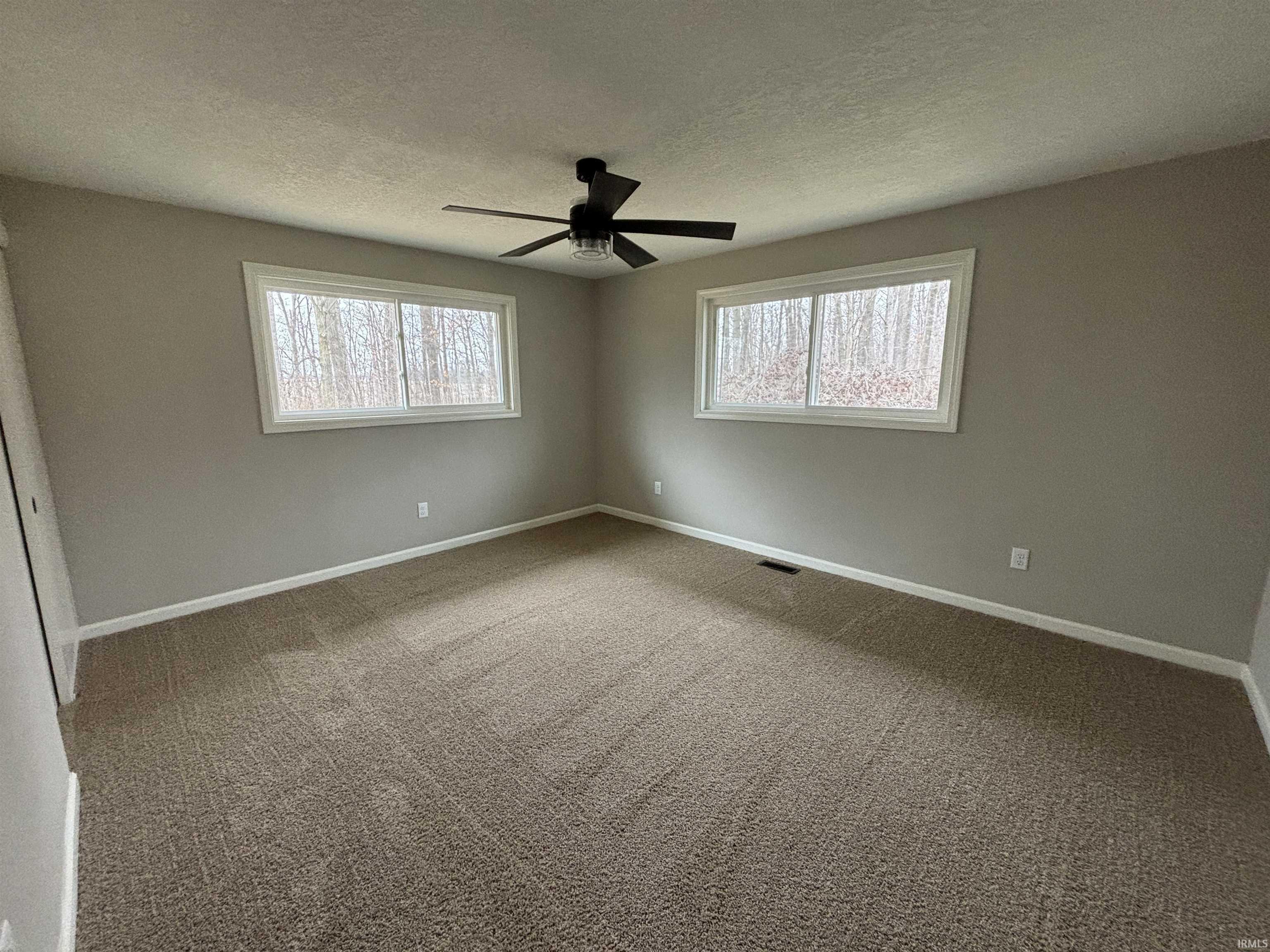 7015 Thompson Road Hoagland, IN 46745 - Photo 11 of 19