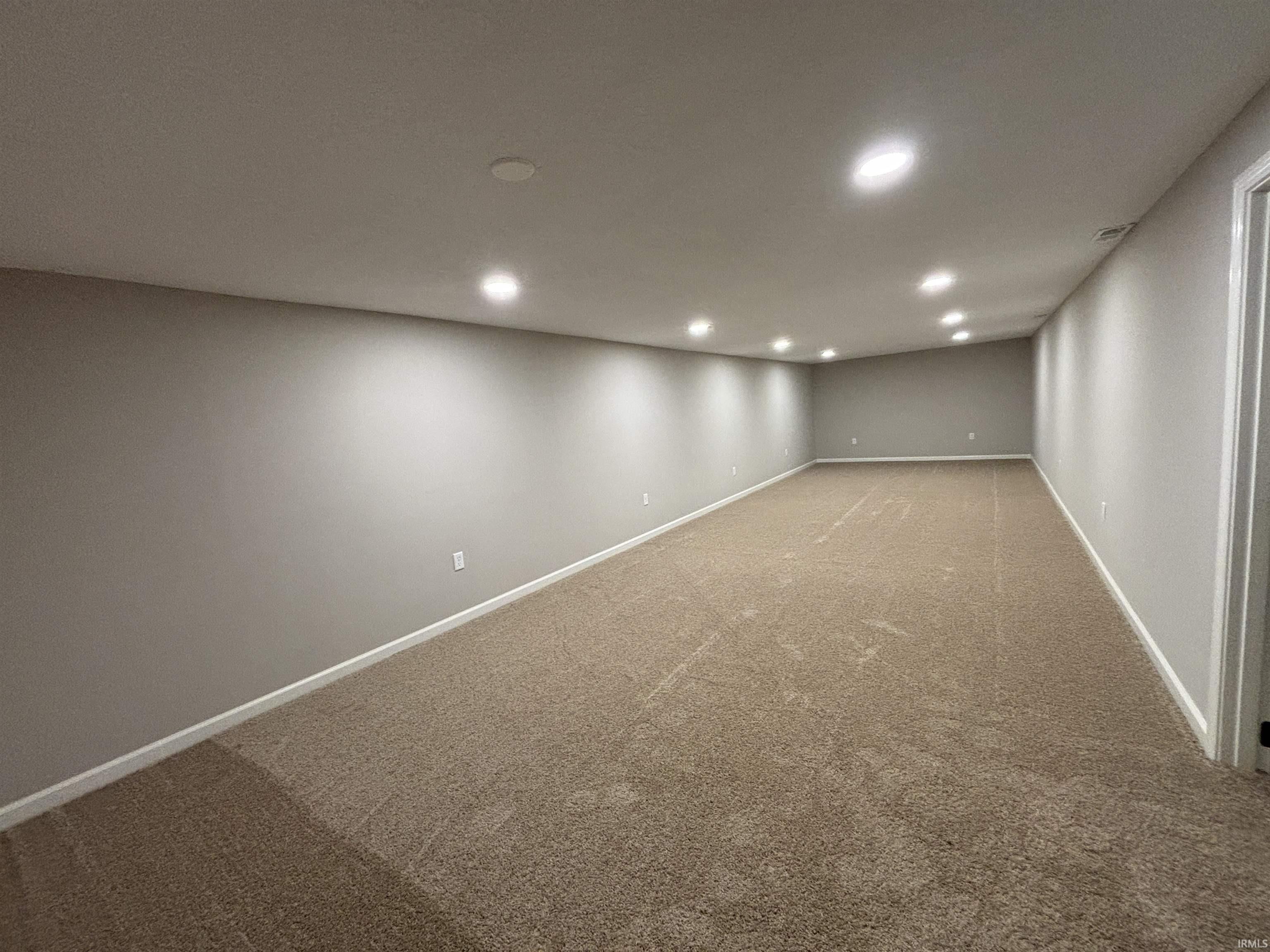 7015 Thompson Road Hoagland, IN 46745 - Photo 15 of 19