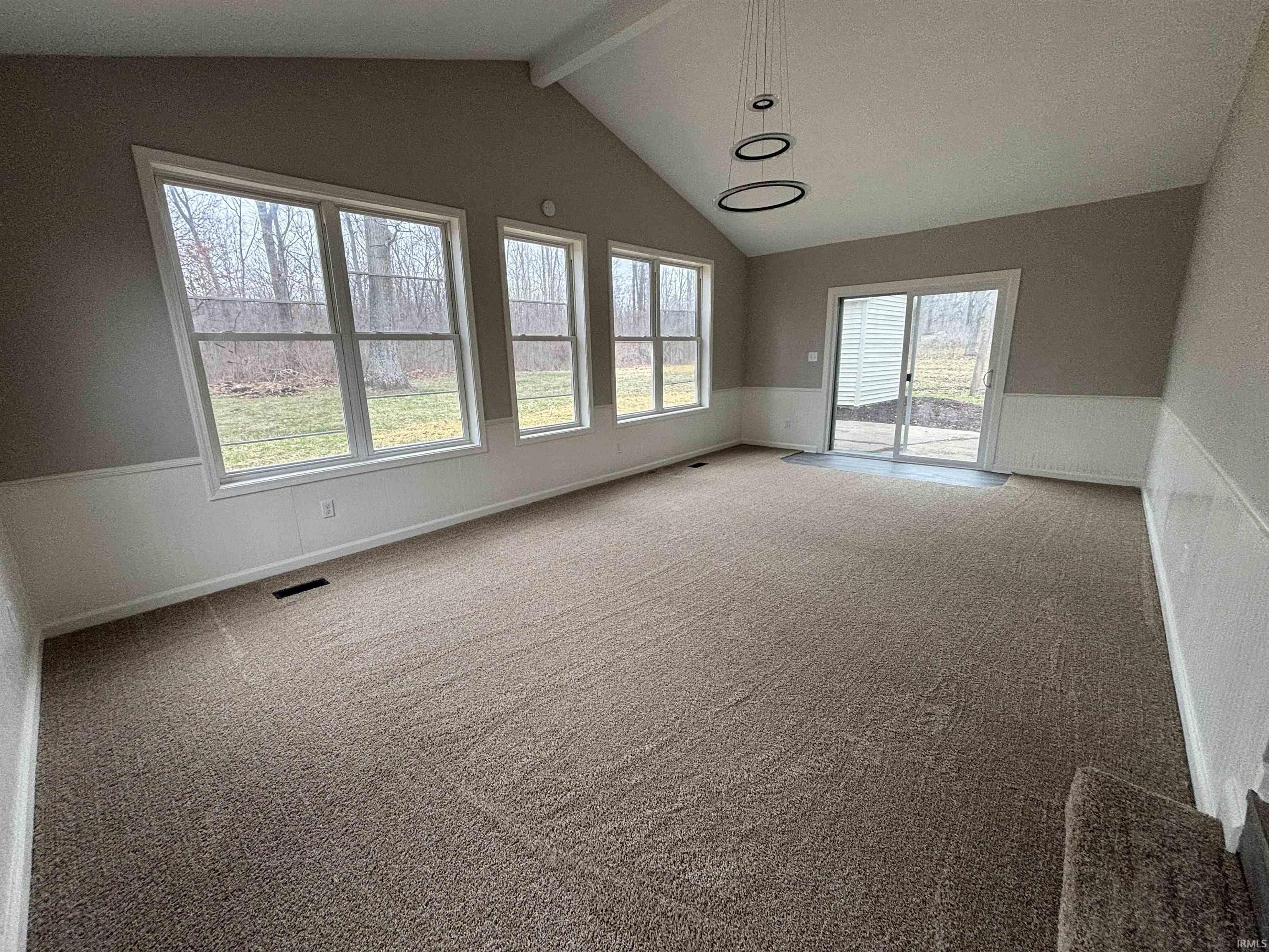 7015 Thompson Road Hoagland, IN 46745 - Photo 6 of 19