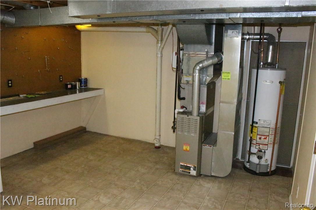 125 Cuttle Road, Unit E37 Marysville, MI 48040 - Photo 32 of 34 IMG_0643.JPG