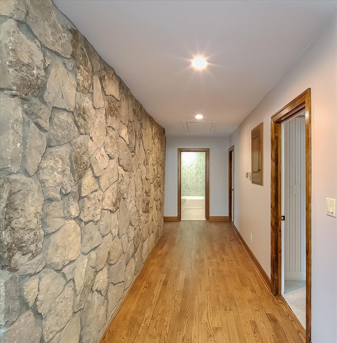 5376 Stewart Road Lexington, KY 40516 - Photo 33 of 98 Hall