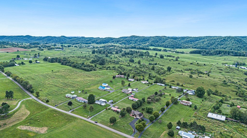 20303 Cleveland Road Abingdon, VA 24211 - Photo 41 of 43 Gallery Image 41