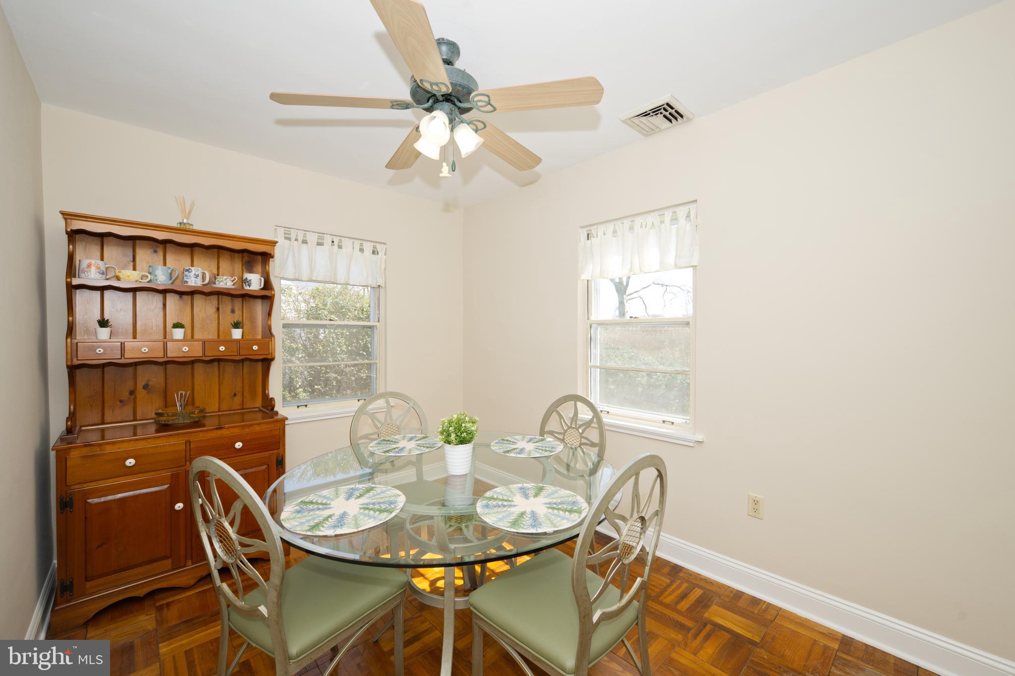 89 Cooper Road Dover, DE 19901 - Photo 14 of 32 a dining room with furniture and window