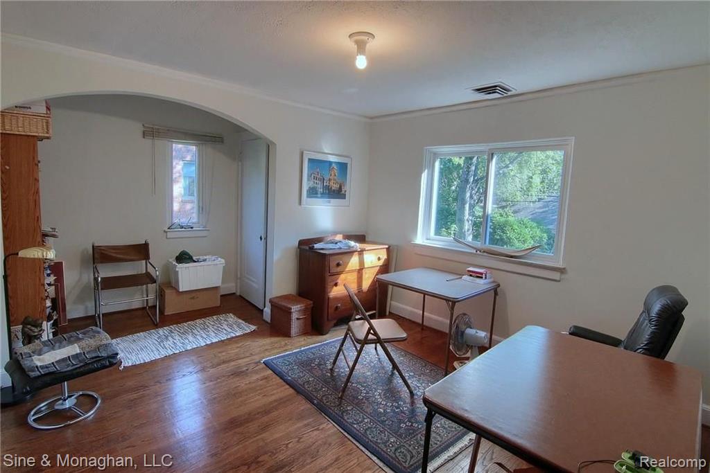 904 Pemberton Road Grosse Pointe Park, MI 48230 - Photo 15 of 30