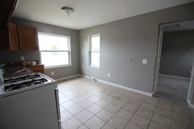 $184,900 | 3816 Pokley Court, Sterling Heights, MI 48310