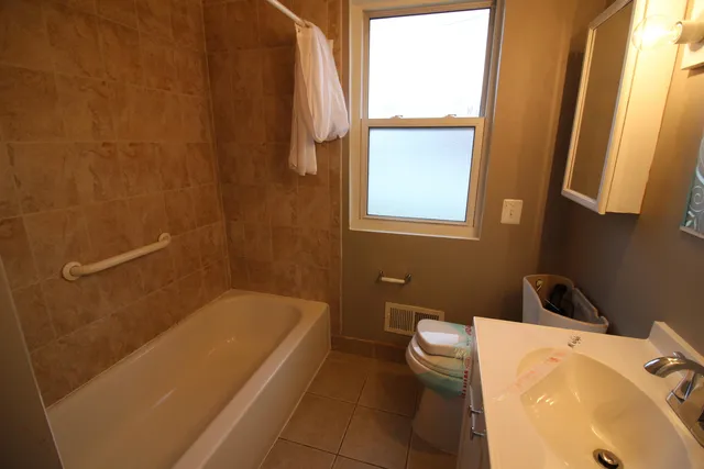 $184,900 | 3816 Pokley Court, Sterling Heights, MI 48310