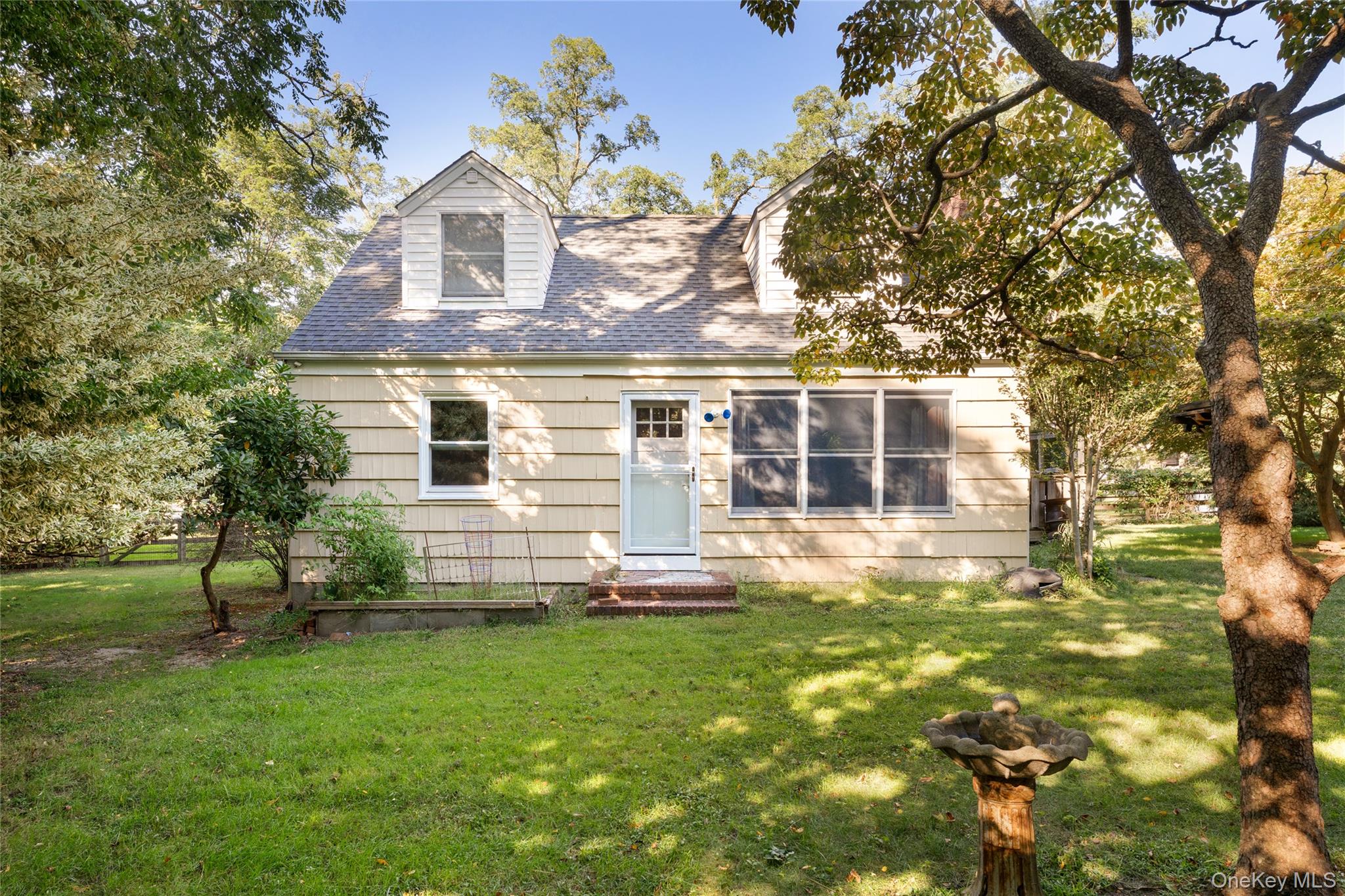 4 Acacia Road Rocky Point, NY 11778 - Photo 1 of 47 Gallery Image 1