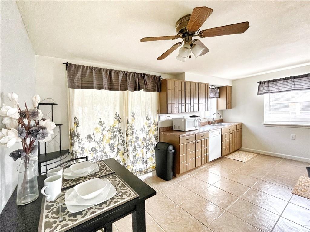 2909 Conway Wallrose Road Baden, PA 15005 - Photo 4 of 15