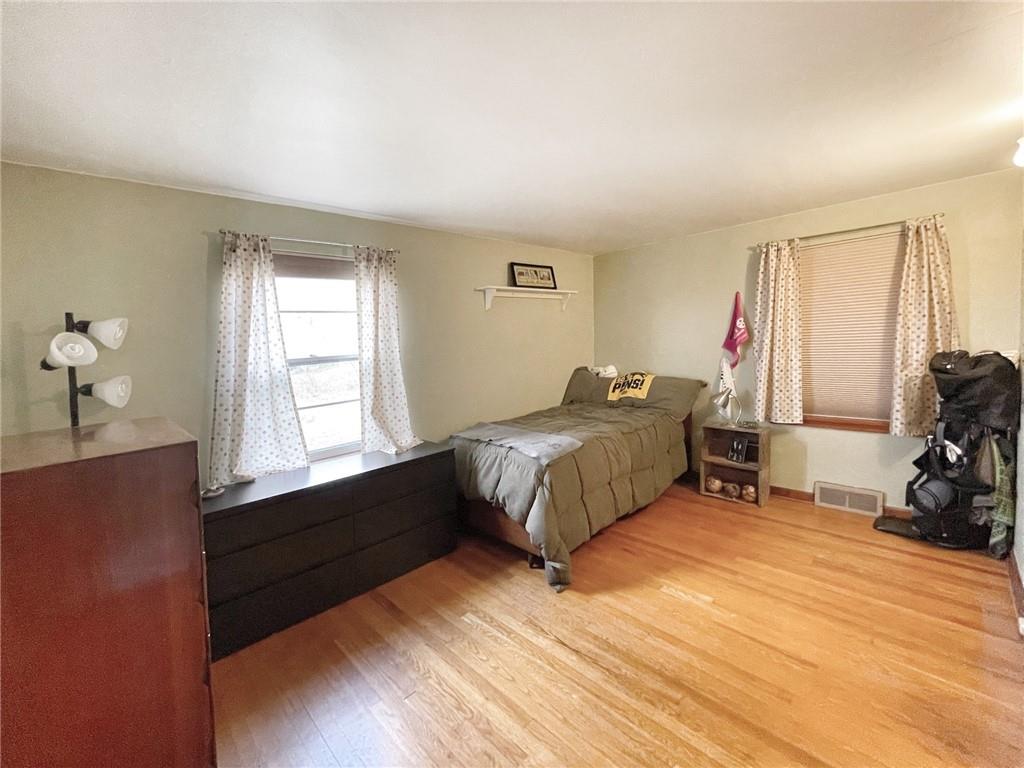 2909 Conway Wallrose Road Baden, PA 15005 - Photo 7 of 15